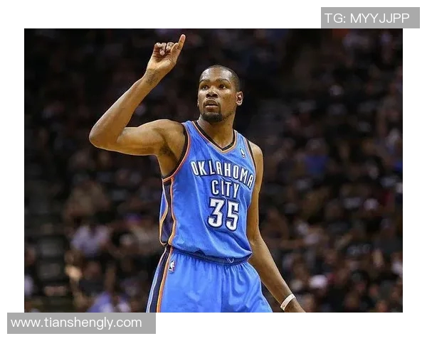 新赛季最耀眼巨星引领球队冲击巅峰荣耀书写传奇篇章